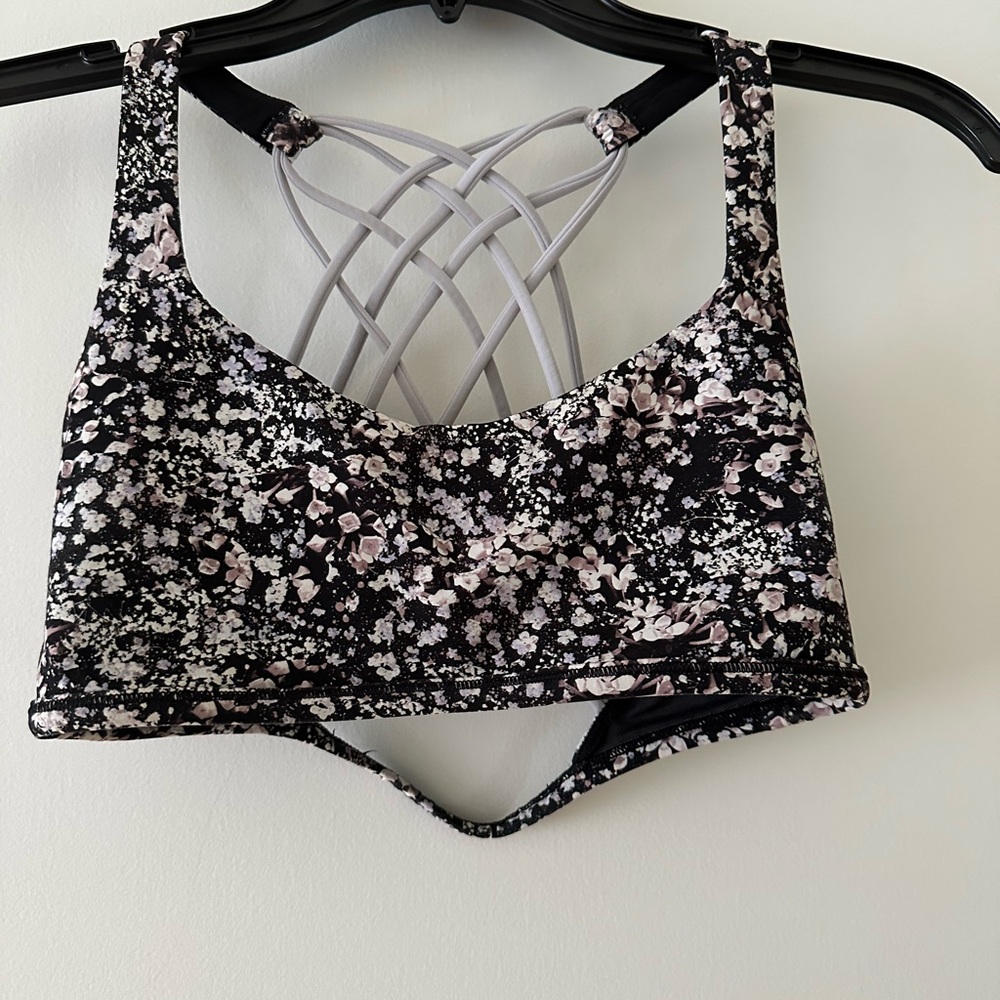 Lululemon Black and White Strappy Sports Bra